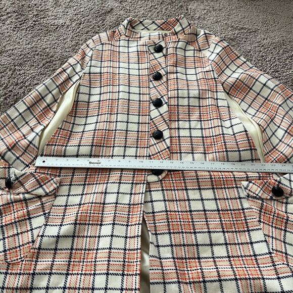 Queen of Capes Country Place Cape Jacket Women Tweed Vintage Cream Plaid Mod 60s - Picture 16 of 16